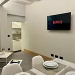 Canalchiaro 13 מלון דירות