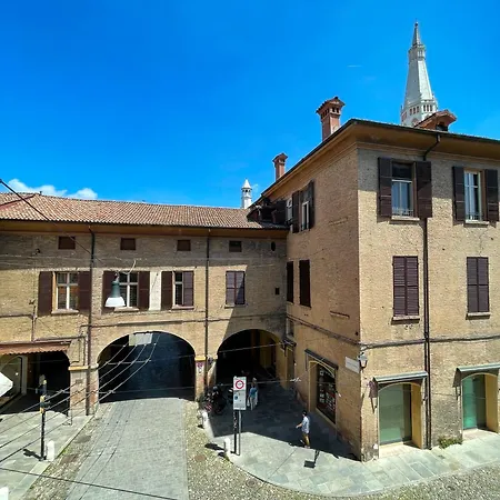 Lejlighedshotel Canalchiaro 13 Modena