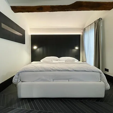 Canalchiaro 13 4* Modena