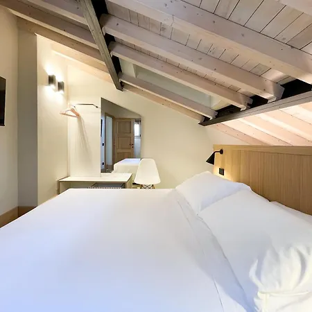 Canalchiaro 13 Aparthotel 4*